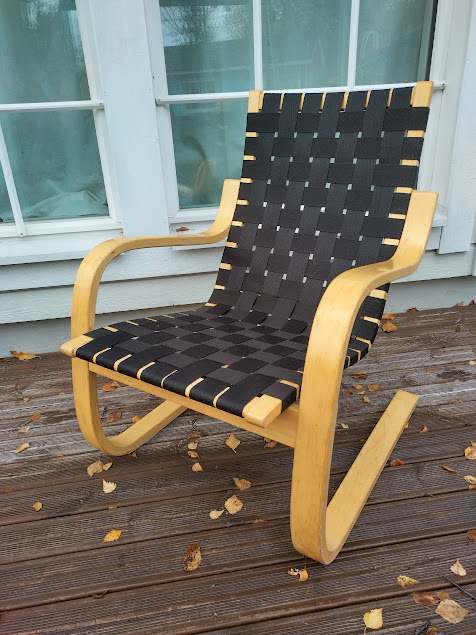 Artek 45 tuoli edestä